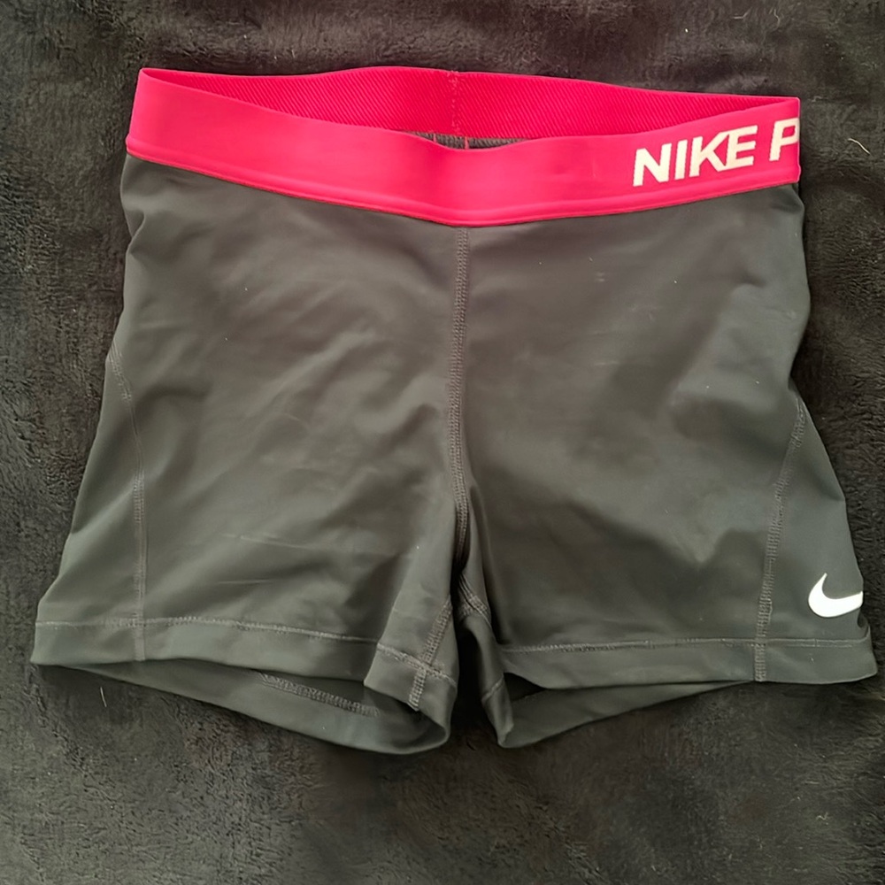 NIKE Pro biker shorts